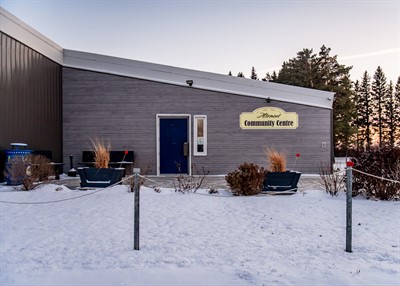 Comte-RM-HallVolunteer