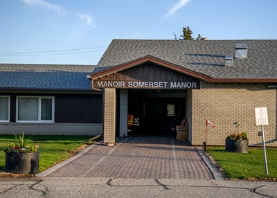 Comte-RM-Somerset-Manor